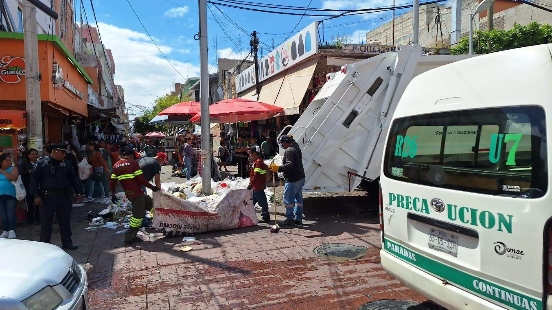 Crecen los vendedores ambulantes en el centro de Tehuacán comerciantes piden regulación